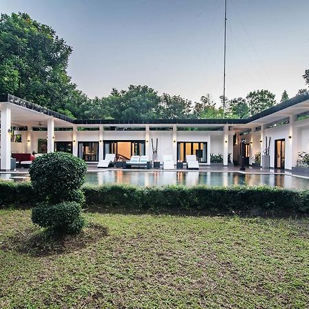Stunning Villa Lily Lovina  Luaran gambar