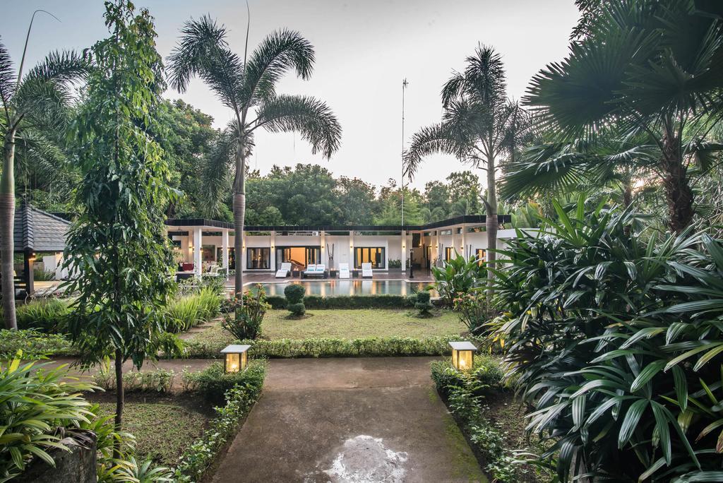 Stunning Villa Lily Lovina  Luaran gambar
